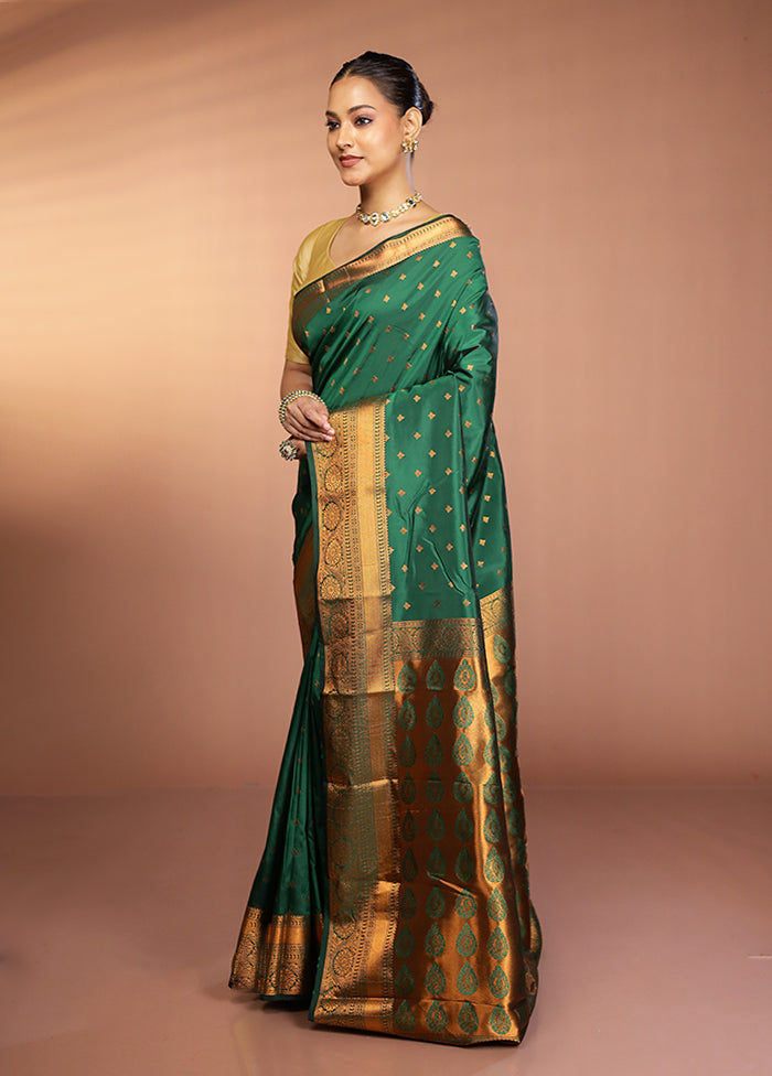 Multicolor Kanjivaram Silk Saree With Blouse Piece