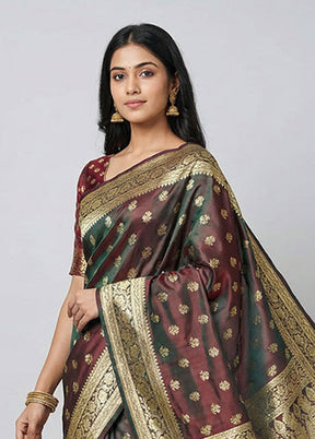 Green Handloom Banarasi Pure Silk Saree With Blouse Piece