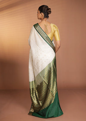White Kanjivaram Silk Saree With Blouse Piece
