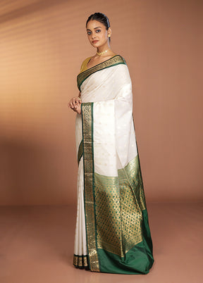 White Kanjivaram Silk Saree With Blouse Piece