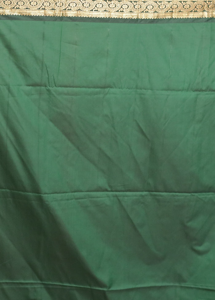 White Kanjivaram Silk Saree With Blouse Piece