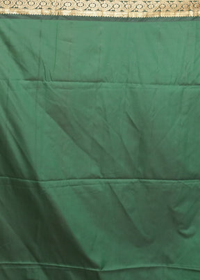 White Kanjivaram Silk Saree With Blouse Piece