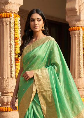 Green Handloom Kanchipuram Pure Silk Saree With Blouse Piece