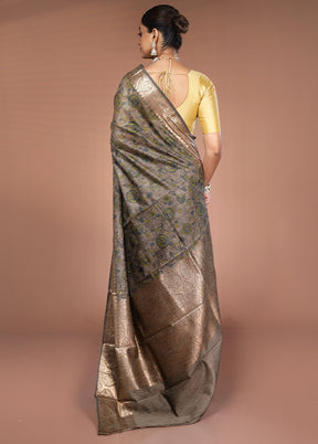 Cream Tussar Silk Saree With Blouse Piece