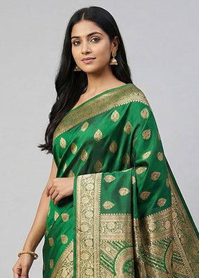 Green Banarasi Silk Saree With Blouse Piece