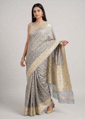 Grey Kora Silk Saree With Blouse Piece