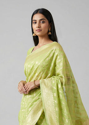 Green Kora Silk Saree With Blouse Piece