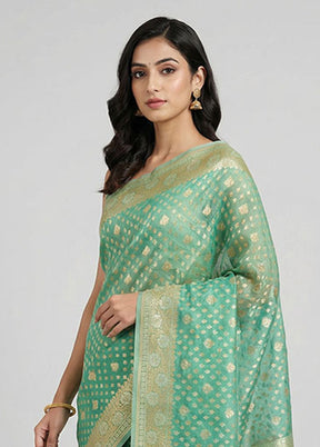 Green Kora Silk Saree With Blouse Piece