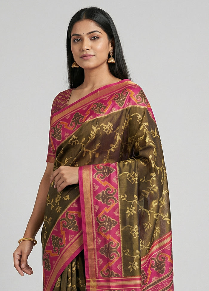 Pink Handloom Patola Pure Silk Saree With Blouse Piece