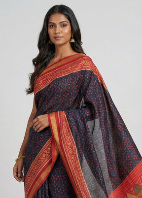 Red Handloom Patola Pure Silk Saree With Blouse Piece