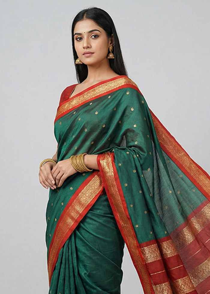 Green Kanjivaram Silk Saree With Blouse Piece
