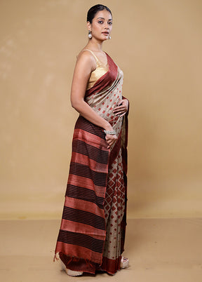 Cream Handloom Tussar Pure Silk Saree With Blouse Piece