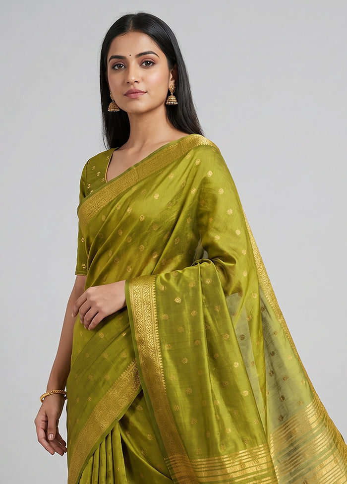 Green Dupion Silk Saree With Blouse Piece