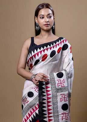 White Printed Silk Saree Without Blouse Piece