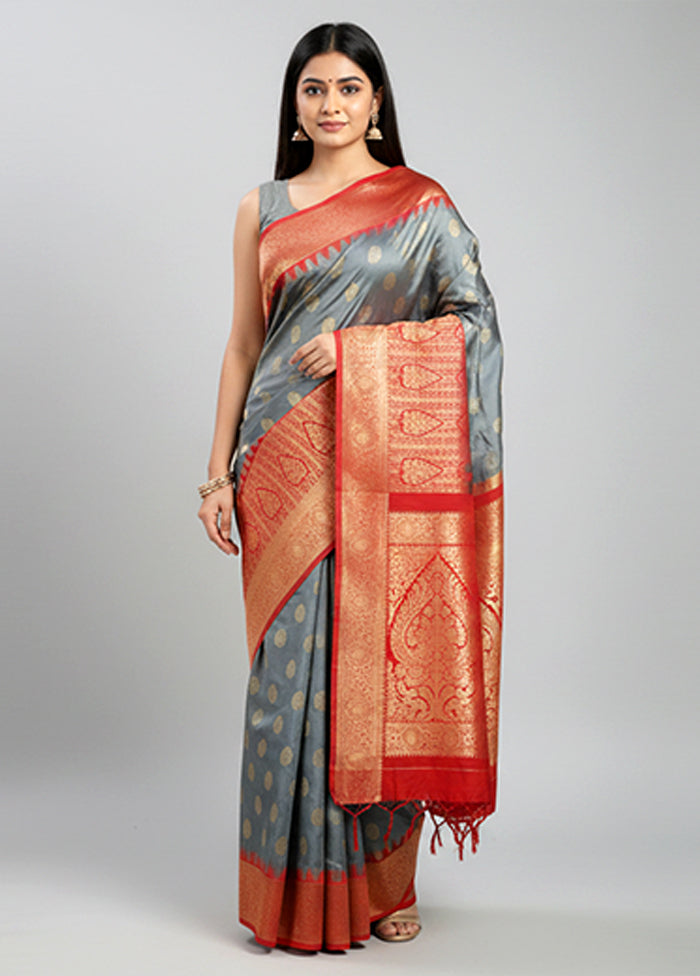 Grey Handloom Kanchipuram Pure Silk Saree With Blouse Piece