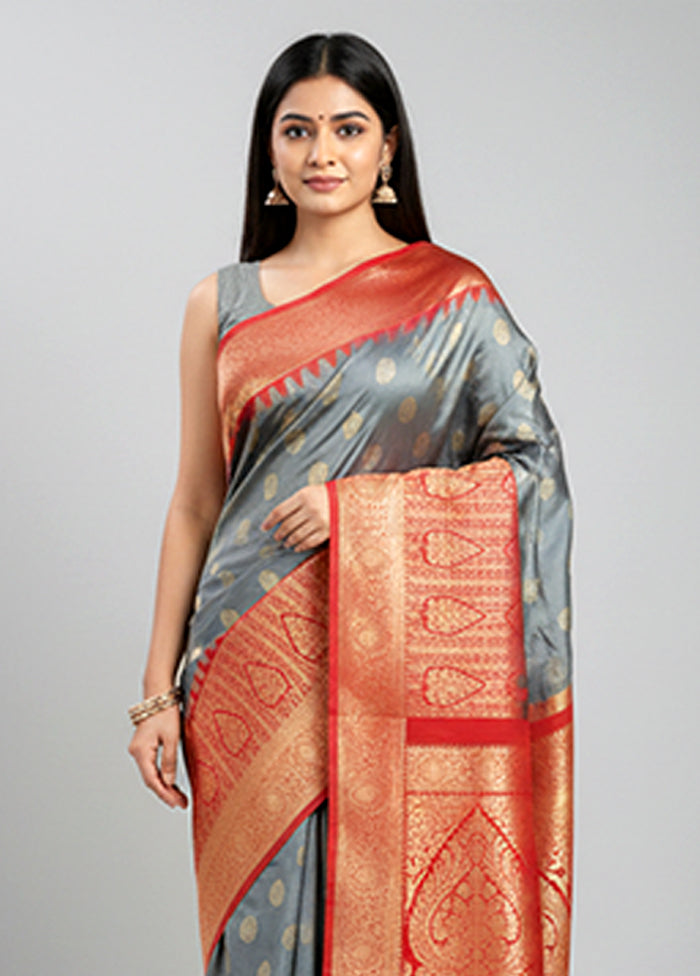 Grey Handloom Kanchipuram Pure Silk Saree With Blouse Piece
