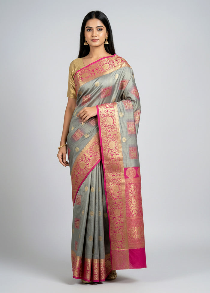 Grey Handloom Kanchipuram Pure Silk Saree With Blouse Piece