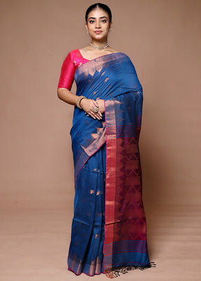 Blue Cotton Saree With Blouse Piece