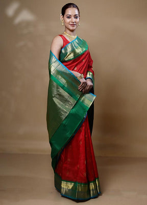 Red Handloom Kanchipuram Pure Silk Saree With Blouse Piece