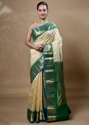 Cream Handloom Kanchipuram Pure Silk Saree With Blouse Piece