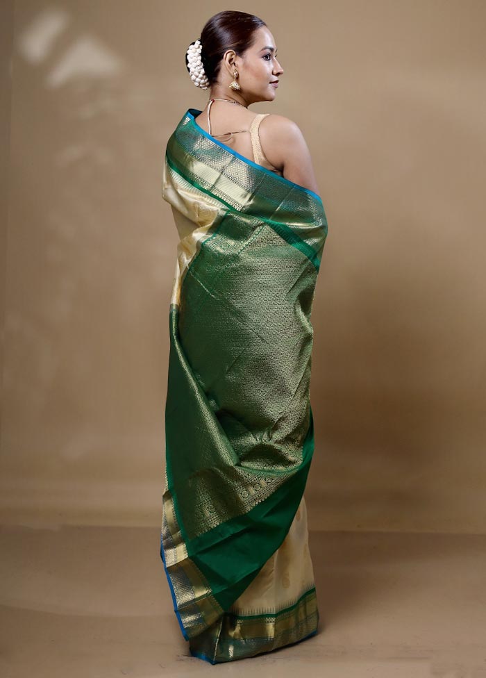 Cream Handloom Kanchipuram Pure Silk Saree With Blouse Piece