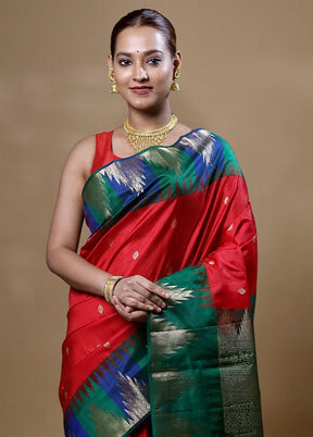 Red Handloom Kanchipuram Pure Silk Saree With Blouse Piece
