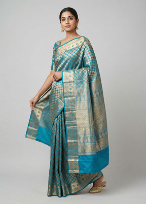 Blue Handloom Kanchipuram Pure Silk Saree With Blouse Piece