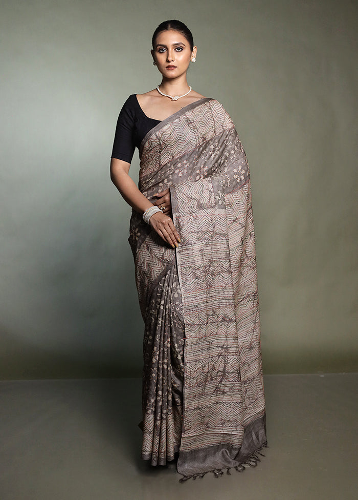 Cream Handloom Tussar Pure Silk Saree With Blouse Piece