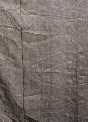 Cream Handloom Tussar Pure Silk Saree With Blouse Piece