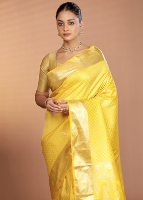 Yellow Kanjivaram Silk Saree With Blouse Piece