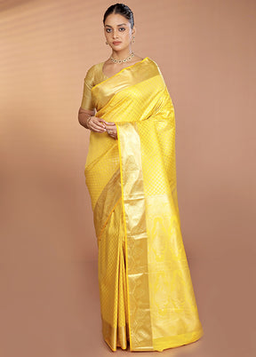 Yellow Kanjivaram Silk Saree With Blouse Piece