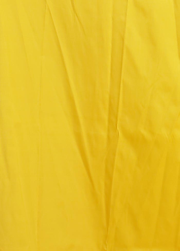 Yellow Kanjivaram Silk Saree With Blouse Piece