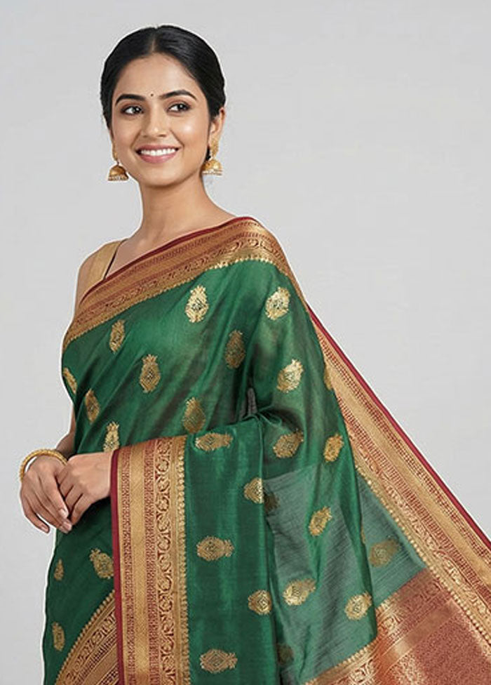 Green Dupion Silk Saree With Blouse Piece