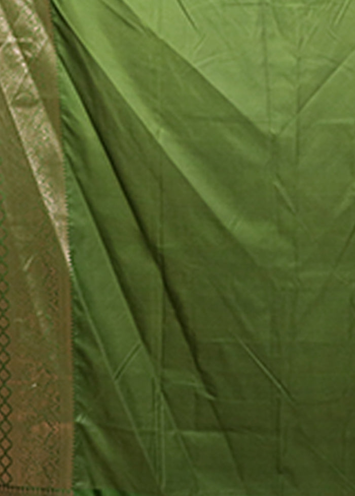 Green Katan Silk Saree With Blouse Piece