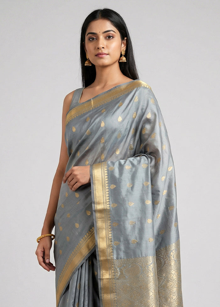 Grey Kanjivaram Silk Saree With Blouse Piece