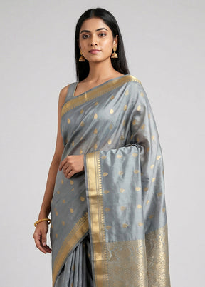 Grey Kanjivaram Silk Saree With Blouse Piece
