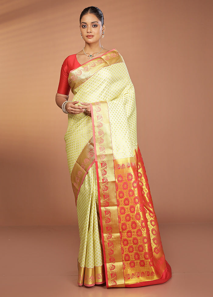 Green Kanjivaram Silk Saree With Blouse Piece