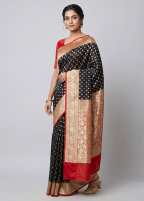 Black Uppada Silk Saree With Blouse Piece
