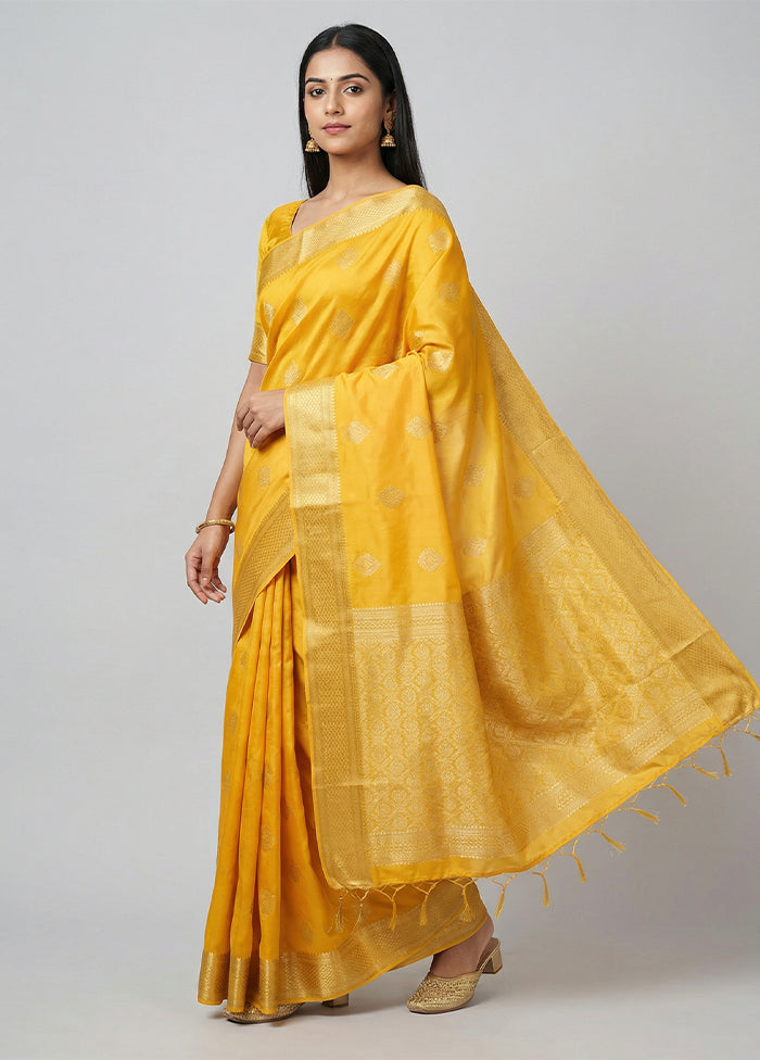 Yellow Kanjivaram Silk Saree With Blouse Piece