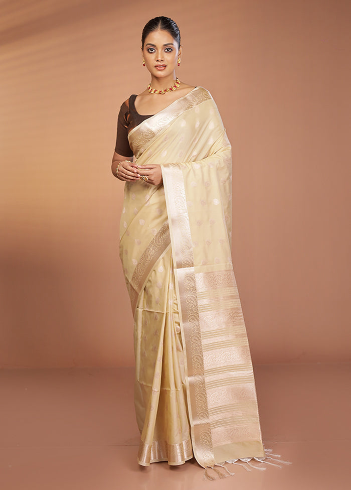Cream Kanjivaram Silk Saree With Blouse Piece