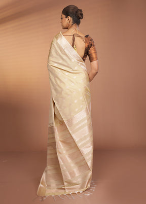 Cream Kanjivaram Silk Saree With Blouse Piece