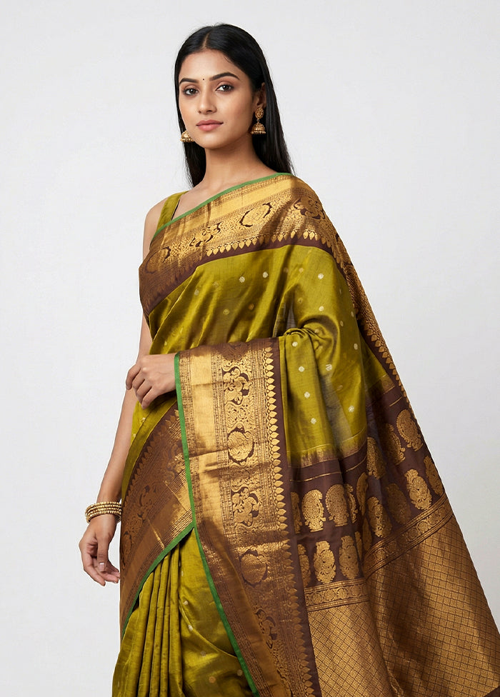 Green Gadwal Pure Silk Saree Without Blouse Piece