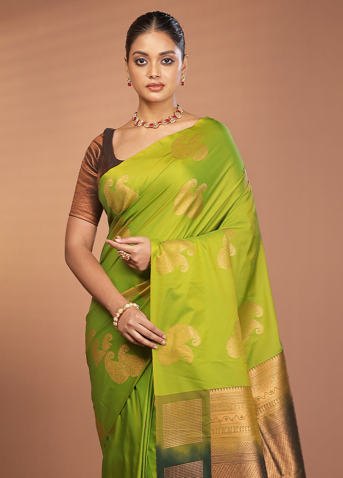 Green Kanjivaram Silk Saree With Blouse Piece