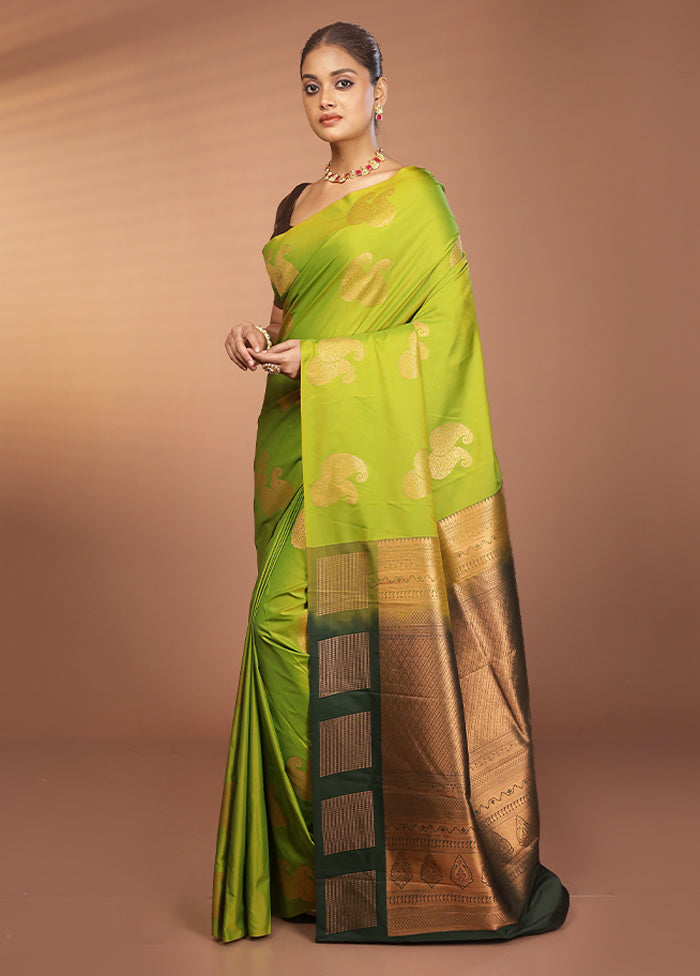Green Kanjivaram Silk Saree With Blouse Piece