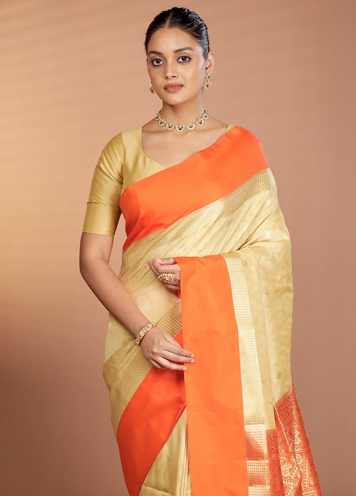 Cream Kanjivaram Silk Saree With Blouse Piece