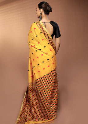 Yellow Kanjivaram Silk Saree With Blouse Piece