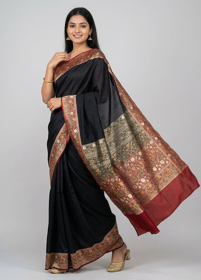 Black Handloom Banarasi Pure Silk Saree With Blouse Piece