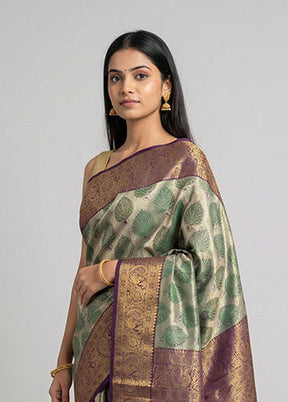 Gold Kanjivaram Silk Saree With Blouse Piece