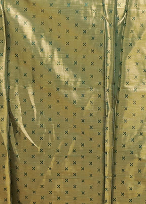 Gold Kanjivaram Silk Saree With Blouse Piece