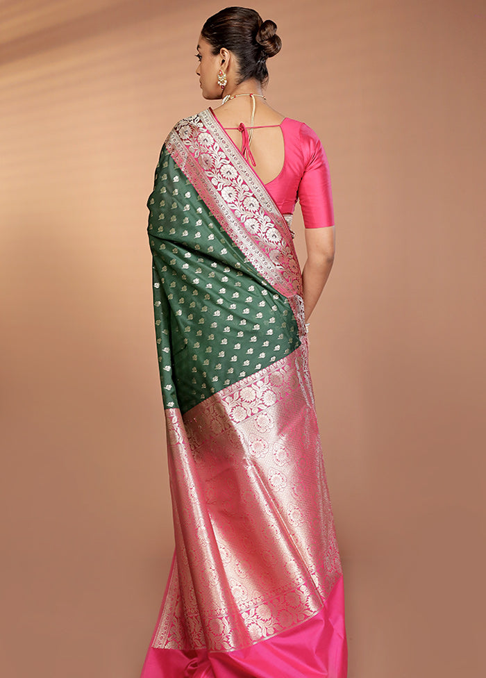 Green Uppada Silk Saree With Blouse Piece